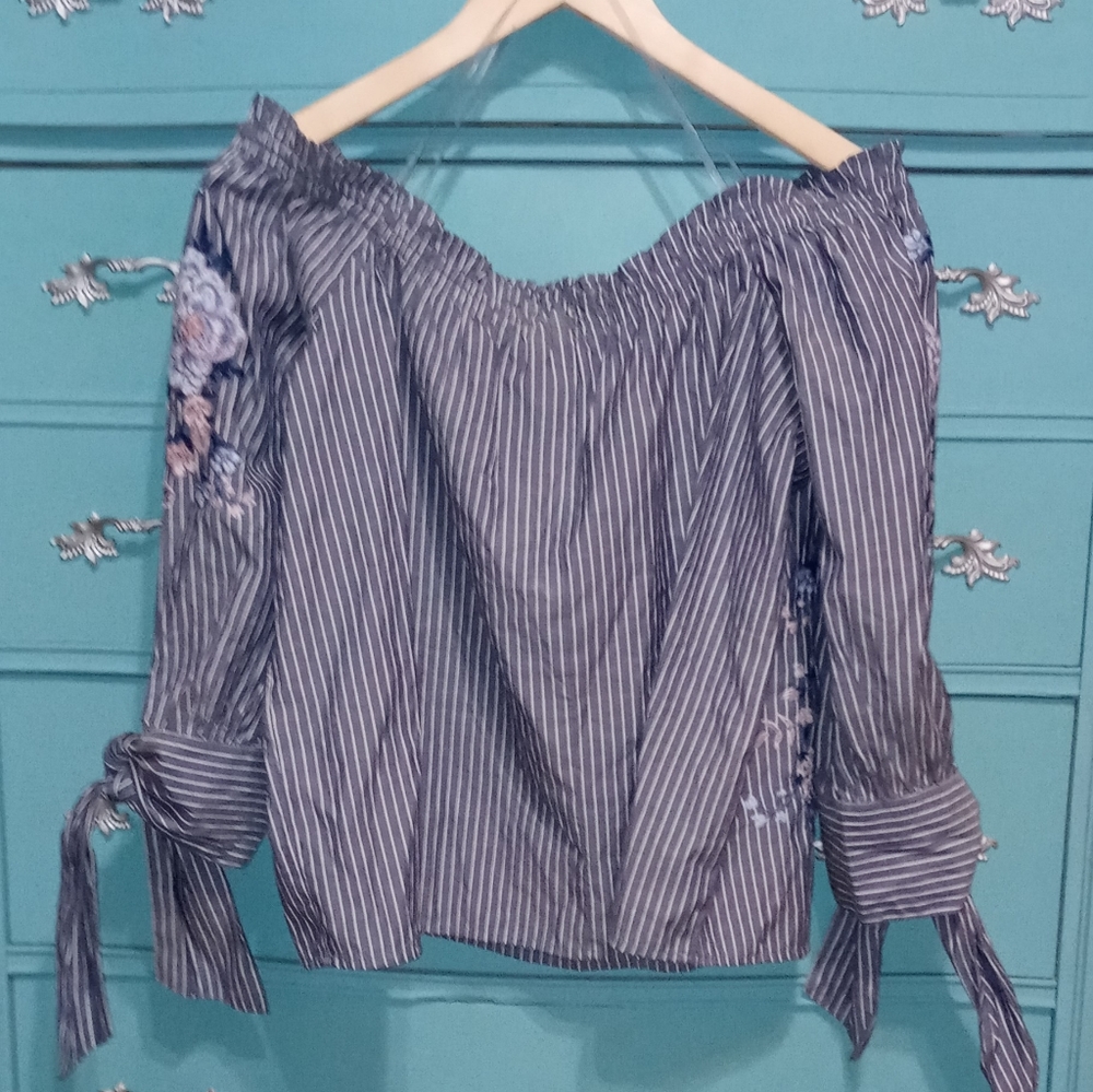 American Eagle Outfitter Blouse - image 2